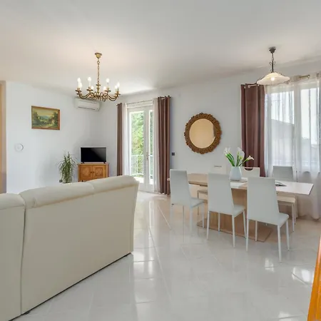 Mario Private Pool & Large Outdoor Area * Cabrunici