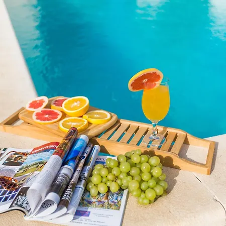 Villa Mario Private Pool & Large Outdoor Area *
