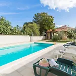 Villa Mario Private Pool & Large Outdoor Area Cabrunici