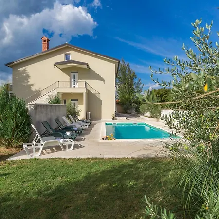 Villa Mario Private Pool & Large Outdoor Area *